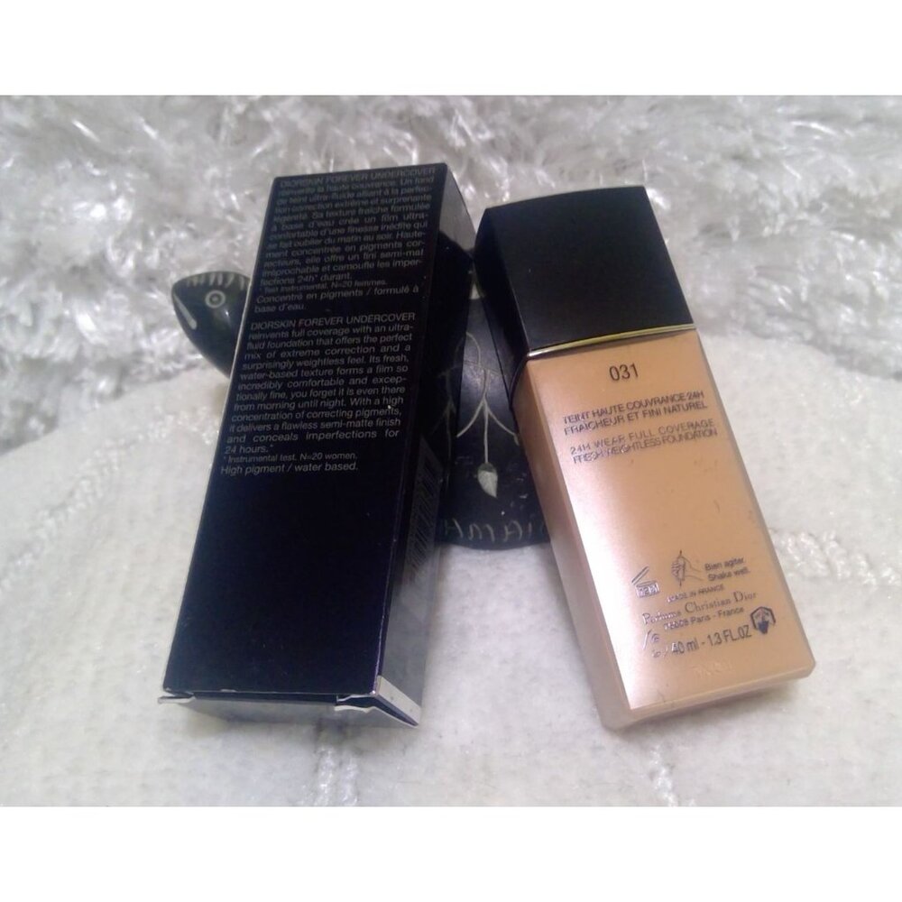 Christian Dior Dior skin Forever Undercover  Foundation 031 Sable Sand - Picture 7 of 8